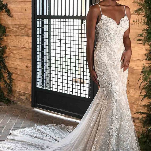 Essense of Australia D3372 Wedding Dress Size 8 - Picture 1 of 5